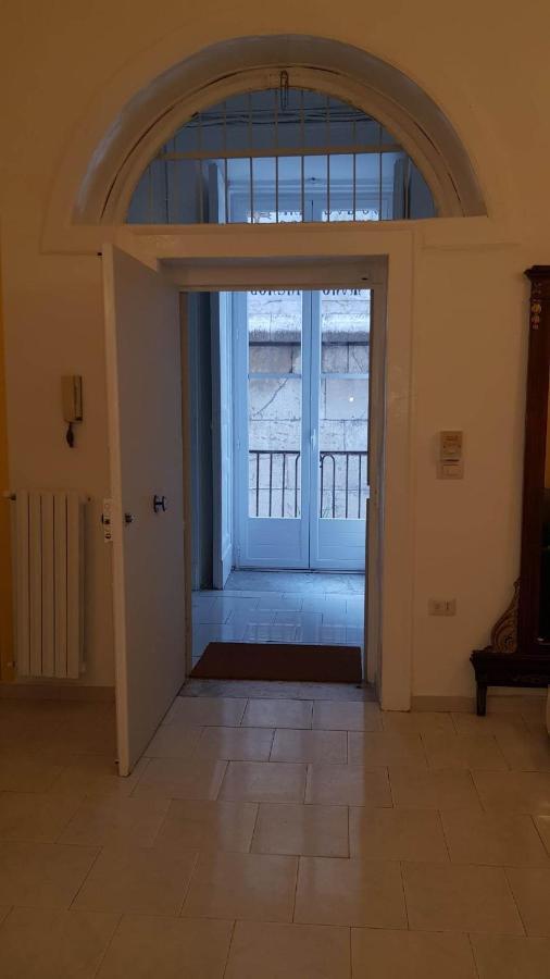 Santa Chiara Home Spaccanapoli ภายนอก รูปภาพ
