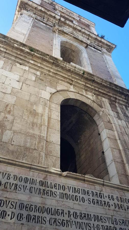 Santa Chiara Home Spaccanapoli ภายนอก รูปภาพ
