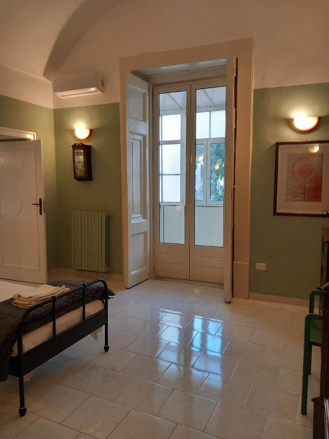 Santa Chiara Home Spaccanapoli ภายนอก รูปภาพ