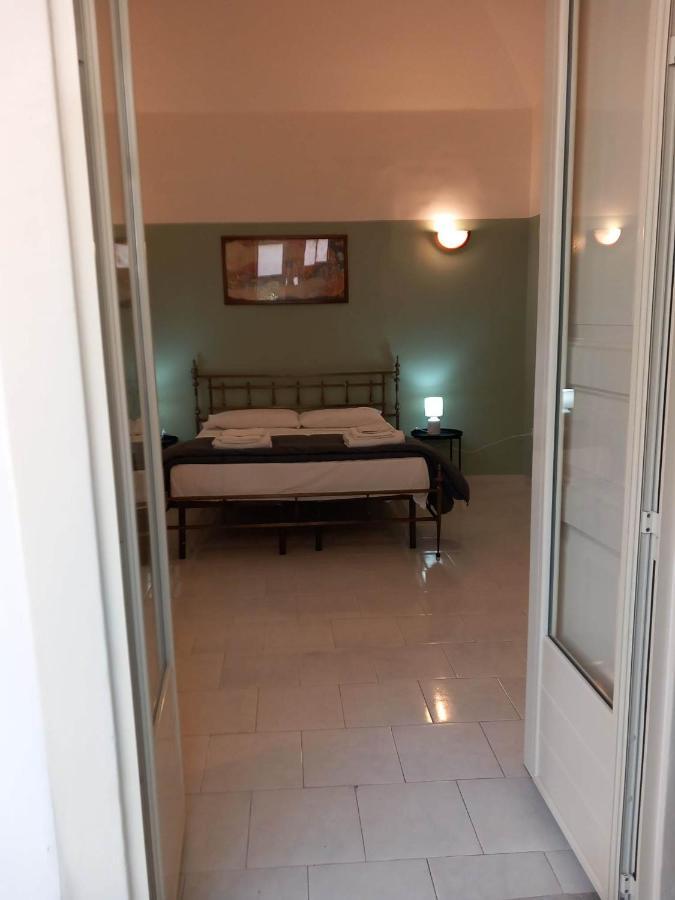 Santa Chiara Home Spaccanapoli ภายนอก รูปภาพ