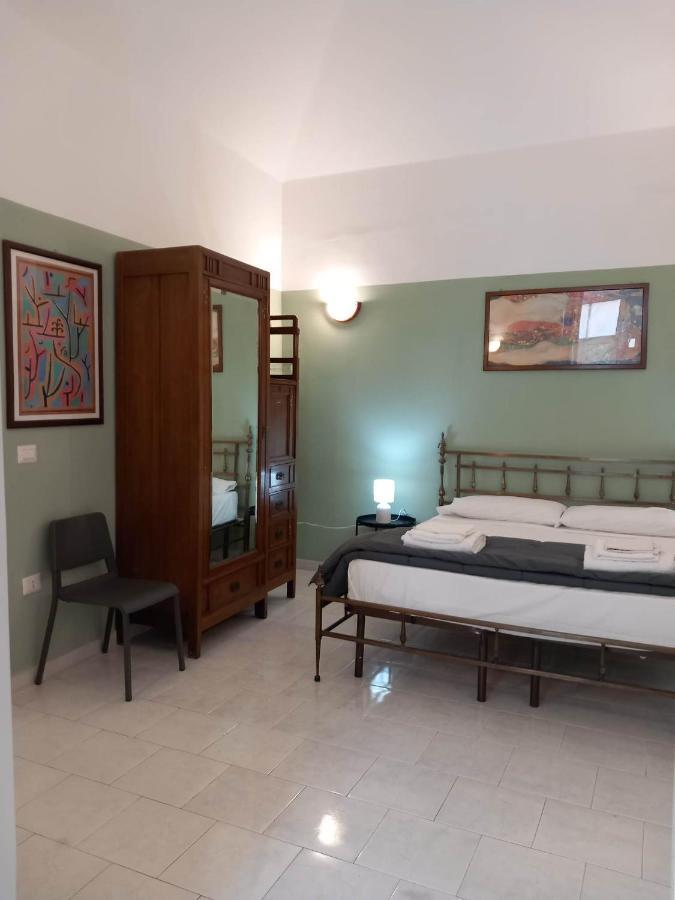 Santa Chiara Home Spaccanapoli ภายนอก รูปภาพ